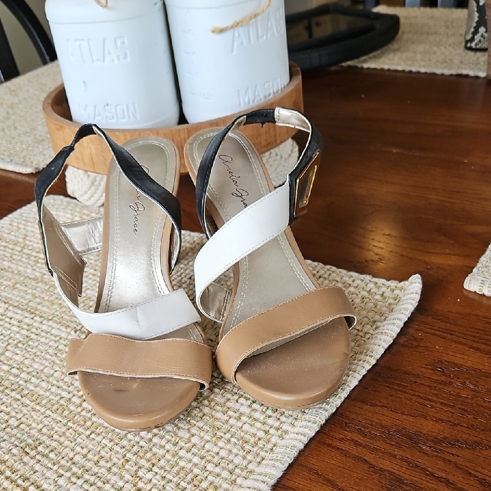 Andre Assous Black and Tan Heels with Straps